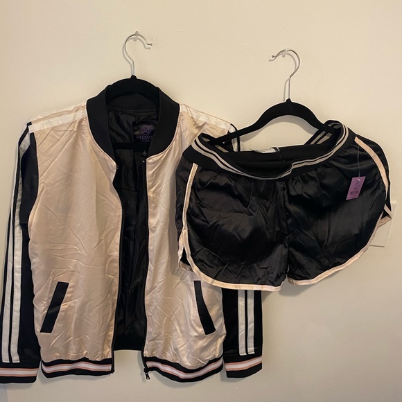 2 piece suit - Picture 1 of 1